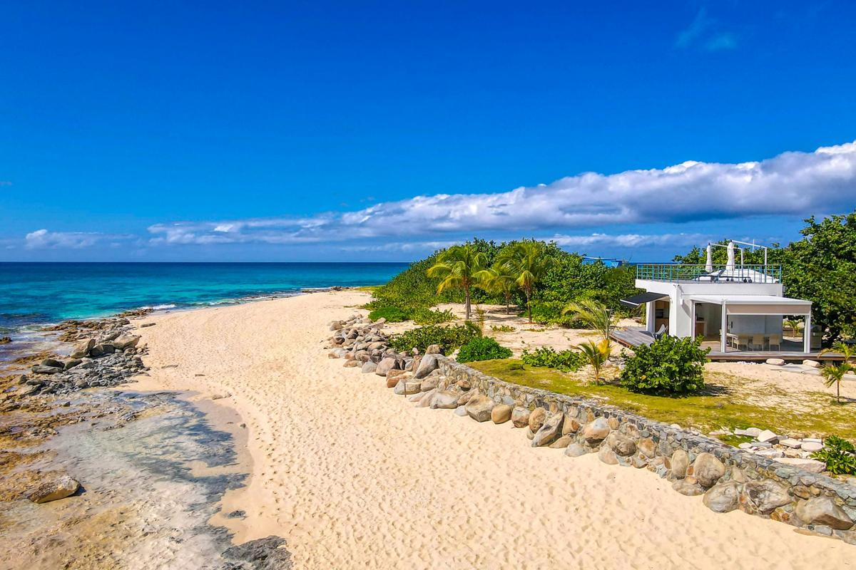 Villa rental St Martin - The beach
